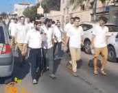   بالفيديو: مسيرة للمستوطنين في حي الجبلية بيافا تحت حماية الشرطة